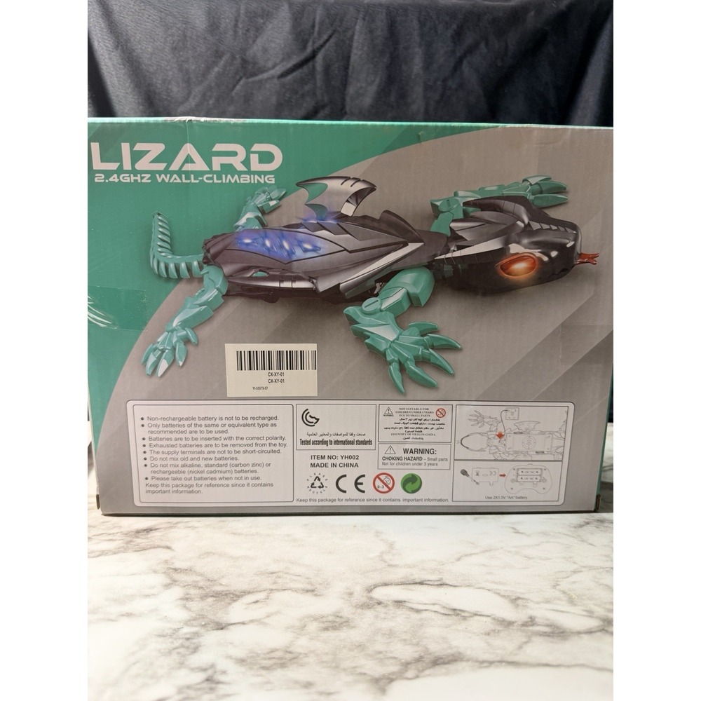 NIB ~ Wall Climbing Lizard,‎ Multi Directional, Lights & Remote Control (2874) - Picture 4 of 11
